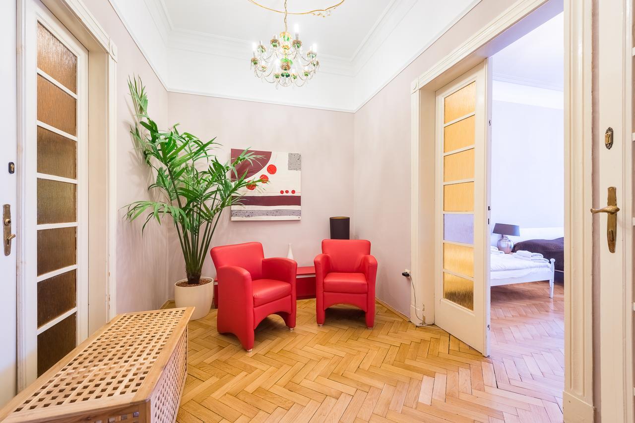 Wenceslas Square Apartment Praha Eksteriør bilde