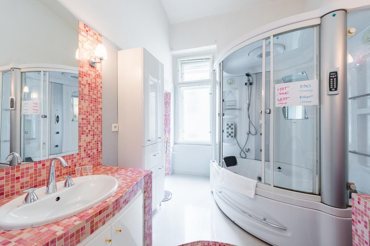 Wenceslas Square Apartment Praha Eksteriør bilde